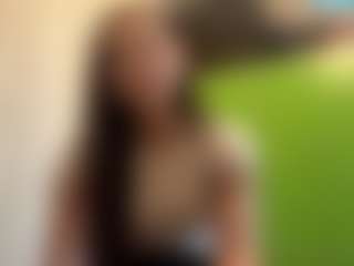 Kira's Live Sex Cam Show