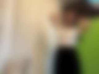 Live cam show with Kira - Athletic Fetish on Strip Flash - Live Sex Shows