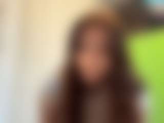 Kira's Live Sex Cam Show