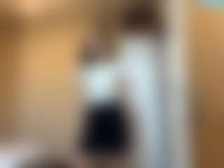 Kira's Live Sex Cam Show