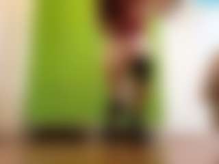 Kira's Live Sex Cam Show