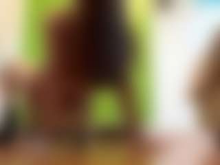 Live cam show with Kira - Athletic Strip on Gym Cam Girls
