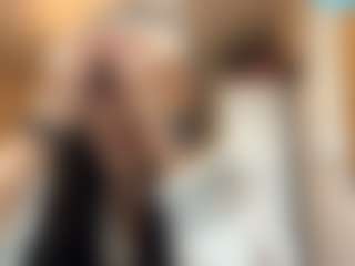Kira's Live Sex Cam Show