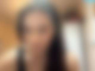 Live cam show with Kira - Ass Bouncing on Mixed Magazine Live