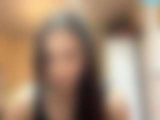 Kira's Live Sex Cam Show