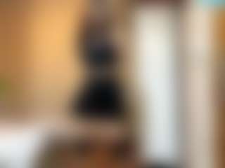 Kira's Live Sex Cam Show