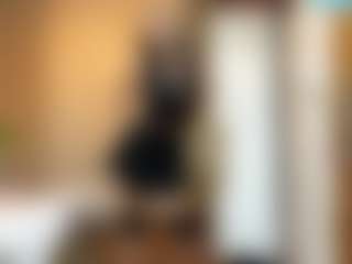 Live cam show with Kira - Deepthroat on fapnchat