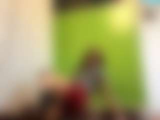 Kira's Live Sex Cam Show