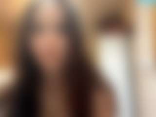 Kira's Live Sex Cam Show