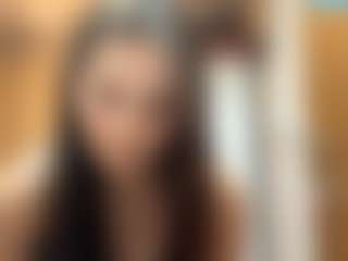 Kira's Live Sex Cam Show