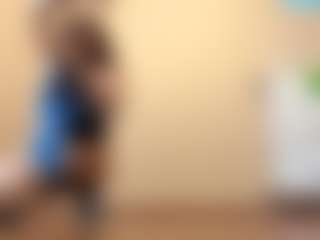 Kira's Live Sex Cam Show