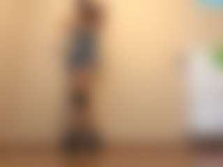 Kira's Live Sex Cam Show