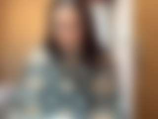 Kira's Live Sex Cam Show