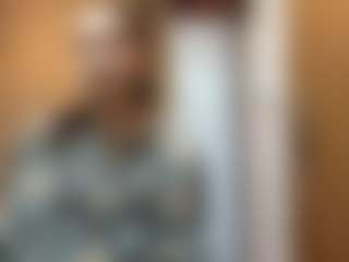 Kira's Live Sex Cam Show