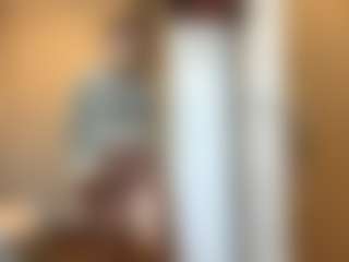 Kira's Live Sex Cam Show