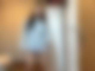 Kira's Live Sex Cam Show