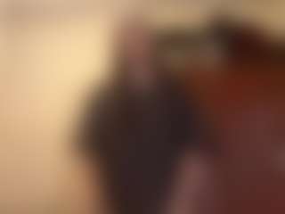 Kira's Live Sex Cam Show