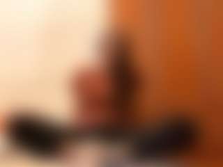 Kira's Live Sex Cam Show
