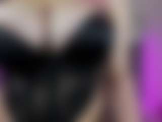 Live cam show with amy-fordd - Wet on Camsoda
