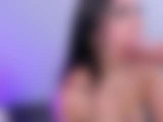 Live cam show with Anniechan - Squirt on Porn Luv