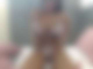 Live cam show with DannaBuccelli - New White on Soda Cam | colombia