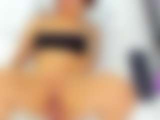 KarlaSanz's Live Sex Cam Show
