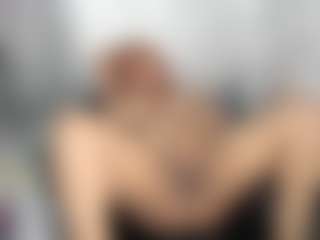 Live cam show with LizzieMills - New BBW on camtv
