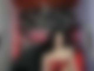 Live cam show with roxanelatina - New Brown Eyes on Camming Site
