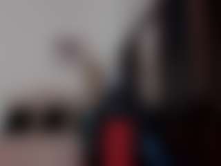 Live cam show with scarlethsin - Tease Brown Hair on TastyBlacksLive