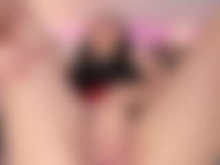 Show de cam en vivo con Sienna-Aniston - Public en Camsoda