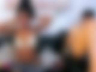 Live cam show with PartyWithMedellins - Black Petite on Camiplay Live