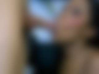 Live cam show with PartyWithMedellins - Skinny on Camming Site