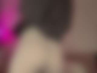 Live cam show with ShakitaRanft - Eating Pussy on Mixed Magazine Live