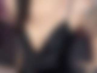 Live cam show with ShakitaRanft - Black Amateur on boobsie.com