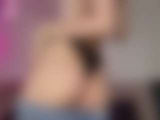 Live cam show with ShakitaRanft - Cowgirl on x69.live