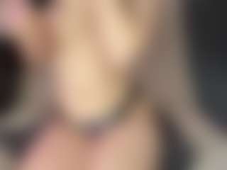 Live cam show with ShakitaRanft - Smoking on numayanayam.club