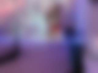 Live cam show with Dolllface - Strip Asian on friskycurves.com