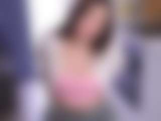 Live cam show with ameliamelly - Cute on Gym Cam Girls