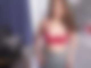 Live cam show with ameliamelly - Athletic Strip on liverealitysex.com