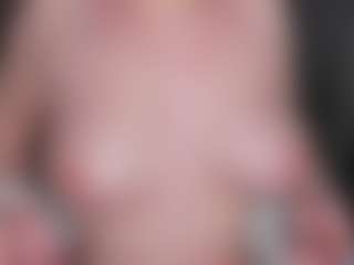 Live cam show with ameliamelly - Granny on Streamer API