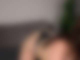 Live cam show with ameliamelly - Ebony Teen (18+) on Camsoda