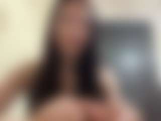 Live cam show with AngelicBulfer - Ass Bouncing on Milfs Live