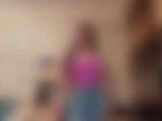 AraWyett's Live Sex Cam Show