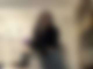 Live cam show with AraWyett - New Teen (18+) on SinfulBabes