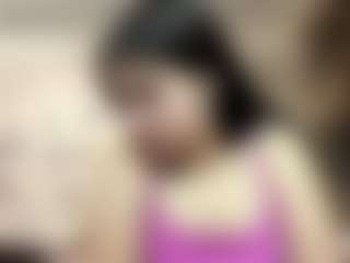 Live cam show with AraWyett - Tongue on Dare Cams