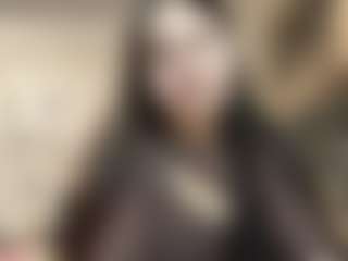 Live cam show with AraWyett - Threesome on Latina Girls