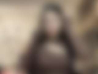 Live cam show with AraWyett - Blue Eyes on SquirtSoMuch