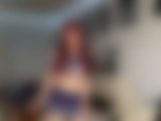 Live cam show with DrusillaLarkey - Brown Eyes Brown Hair on fapnchat