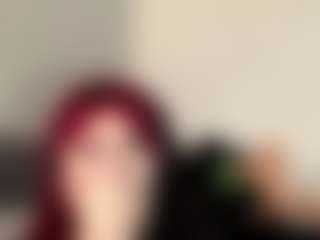 Live cam show with DrusillaLarkey - Small Tits Mature on Camsoda