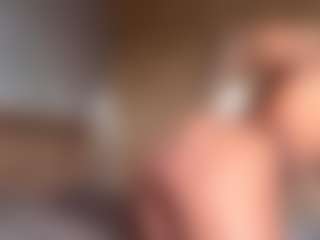 Live cam show with HoaStarratt - New Shaved Pussy on TeamSkeetLive
